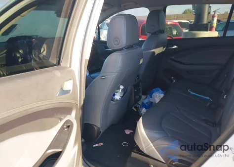 2019 Buick Envision Essence z USA, uszkodzony, nr VIN LRBFXCSA4KD003622